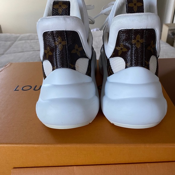 Authentic Louis Vuitton Archlight Sneakers - Picture 5 of 9